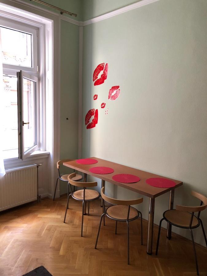Summer place Budapest Eksteriør billede